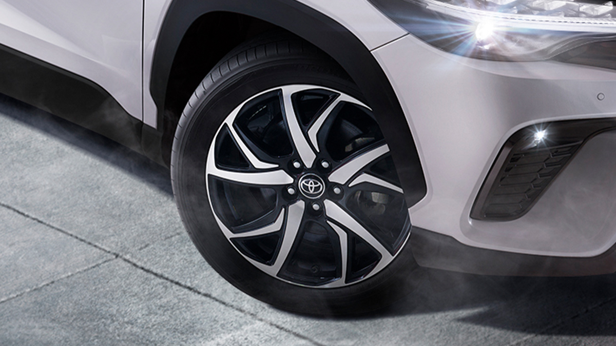 exterior_2-alloy-rims