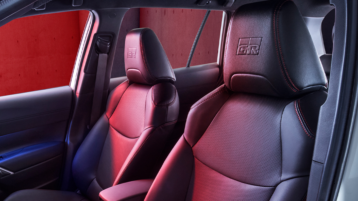 interior_6-front-seats