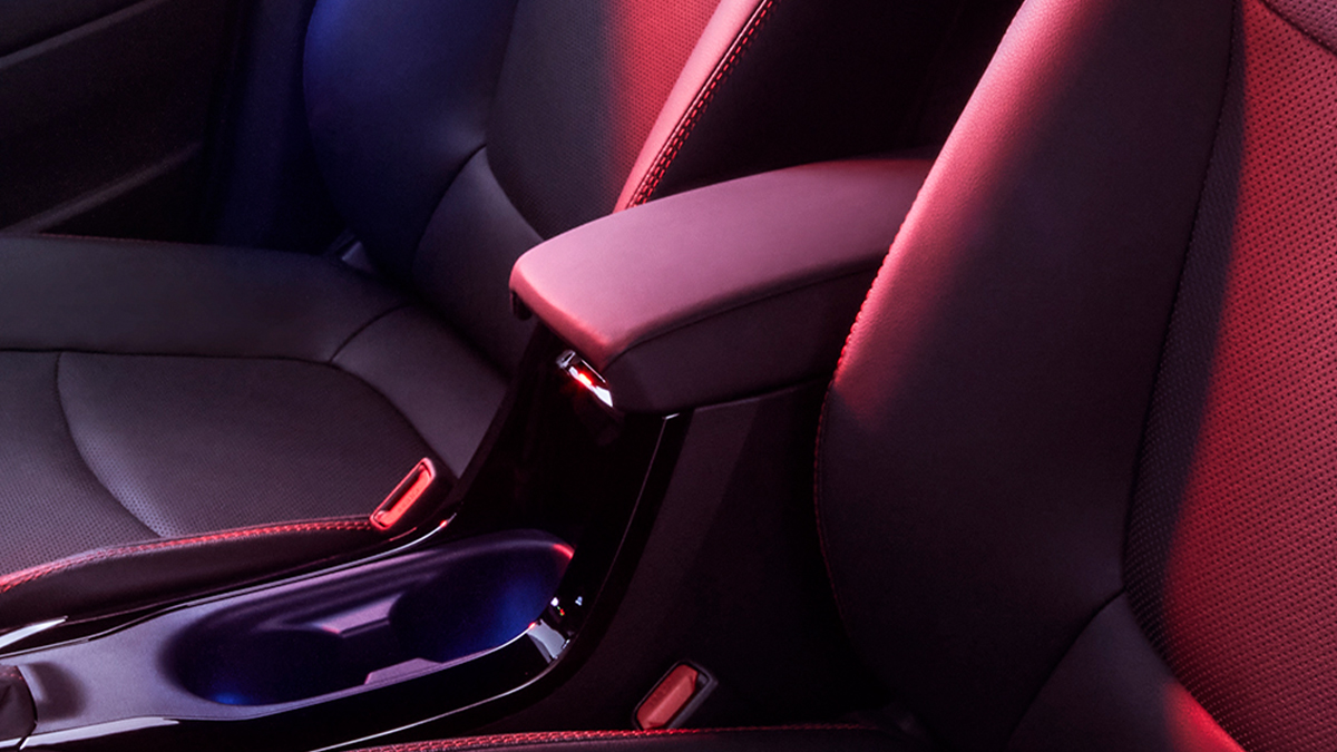 interior_7-centre-console